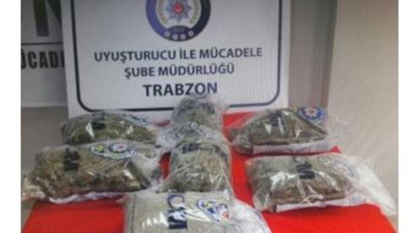 İstanbul&rsquo;dan Kurye İle Getirilen Uyuşturucu Trabzon&rsquo;da Yakalandı