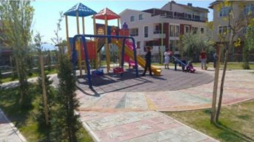 K&ouml;rfez&rsquo;in Parklarına Bahar Geldi