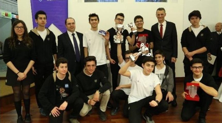 &Ccedil;evre Dostu Robotlarda Birincilik Organik Tarımı Destekleyen Projenin Oldu