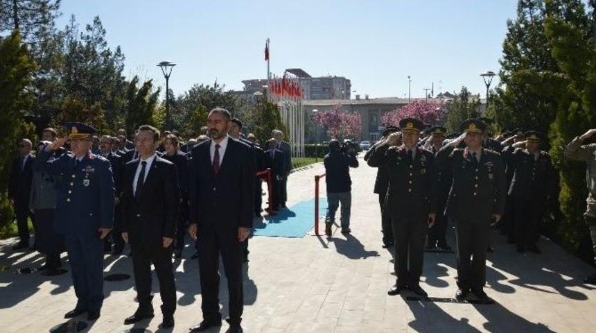 Diyarbakır&rsquo;da, Atat&uuml;rk&rsquo;&uuml;n Fahri Hemşeriliği Kabul Edişinin 90&rsquo;ıncı Yılı Kutlandı