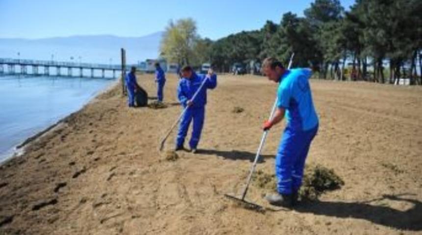 Orhangazi Sahili Yaza Hazırlanıyor