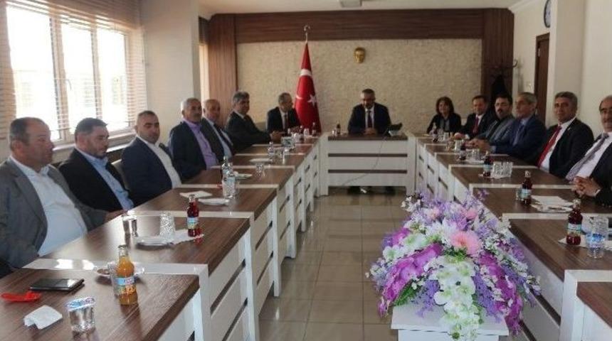 Niğde İl Genel Meclisi Yeni Başkanı Vali Kılı&ccedil;&rsquo;ı Ziyaret Etti