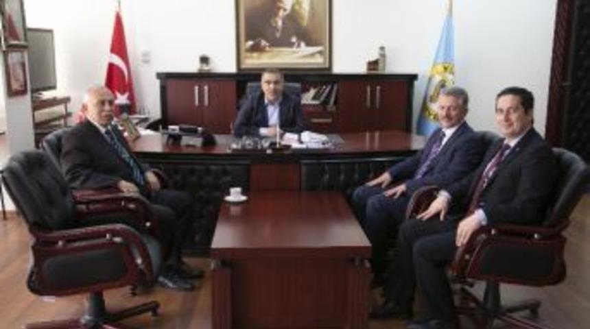 Birlik Vakfı&rsquo;ndan Başkan &Ccedil;elikcan&rsquo;a Ziyaret