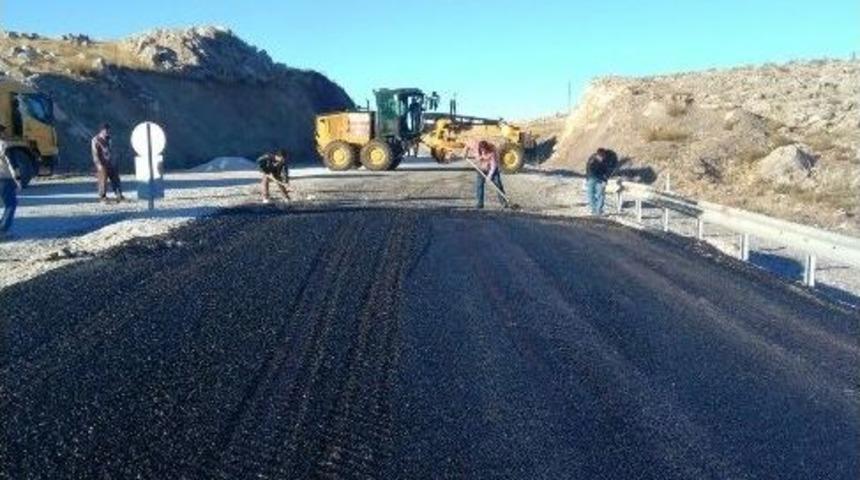Konya&rsquo;da Mahalle Yollarının Standardı Y&uuml;kseliyor