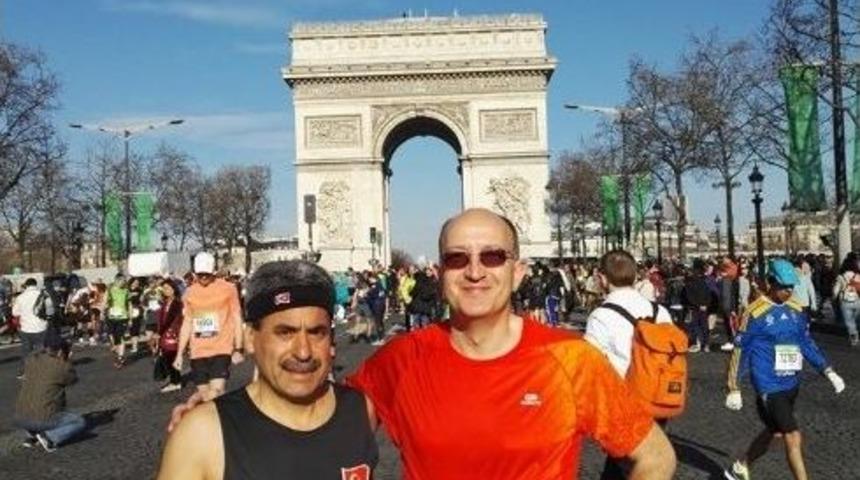 Bursalı İşadamından Paris Maratonu&rsquo;nda B&uuml;y&uuml;k Başarı