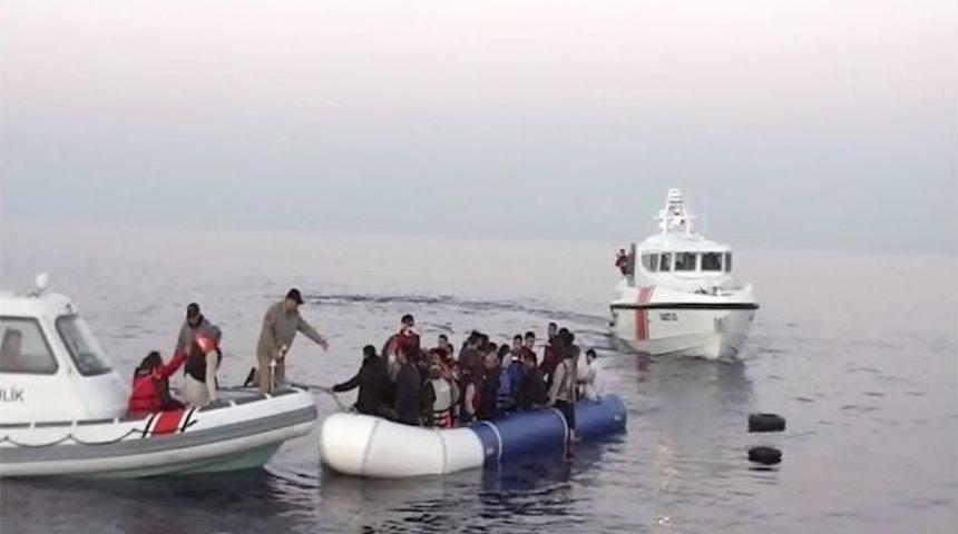 Ege Denizinde Nisan Ayında 247 G&ouml;&ccedil;men Yakalandı