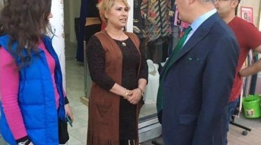 Başkan Kara Esnafı Ziyaret Etti