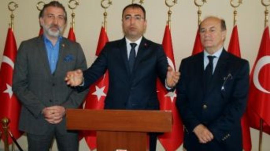 İzmir Derbisi Yarı Yarıya