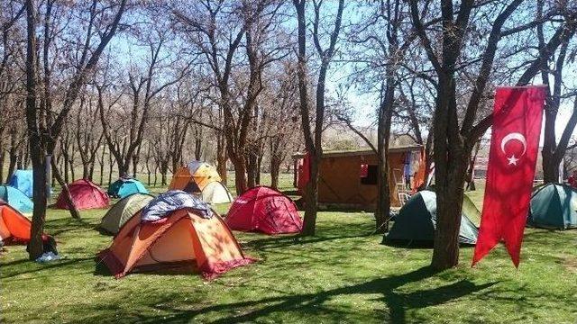 Afad Başkanlığı Karakaya Bölgesini Dağcılık Eğitim Alanı Olarak Seçti