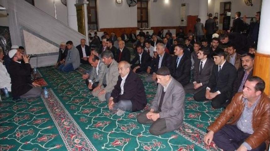 Alparslan T&uuml;rkeş İ&ccedil;in Mevl&uuml;t Okutuldu