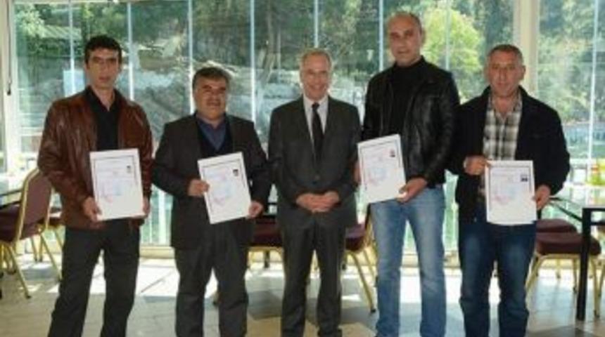 Başkan Acar &ldquo;biyosidal &Uuml;r&uuml;n Uygulayıcı Eğitimine&rdquo; Katılan Belediye Personeline Sertifika Verdi