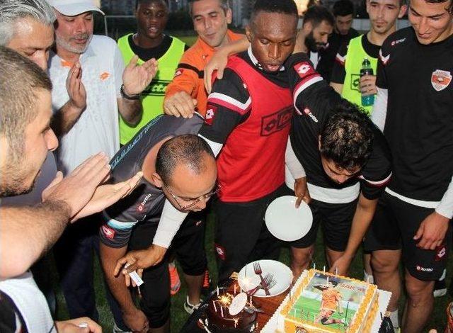 Adanaspor’da Samsunspor Mesaisi Sürüyor