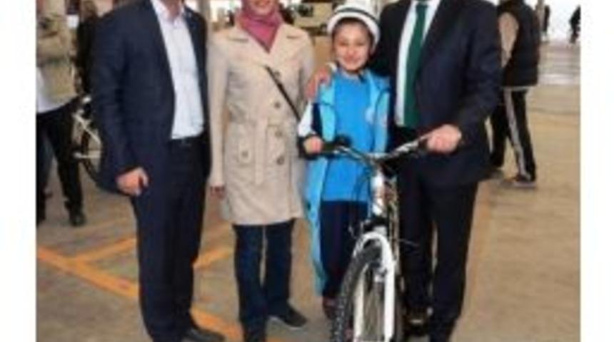 Başkan Doğan&rsquo;dan &Ccedil;ocuklara Havuz M&uuml;jdesi