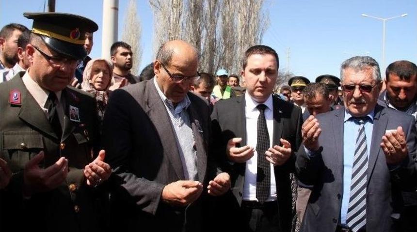 Şehit Karabakla Baba Ocağına Son Kez Getirildi