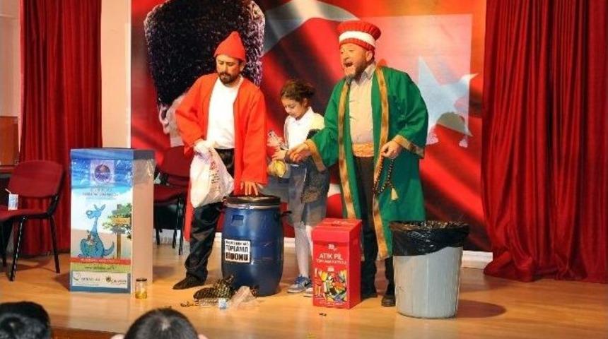 Mersin&rsquo;deki Okullarda Tiyatro Oyunu İle &Ccedil;evre Eğitimi