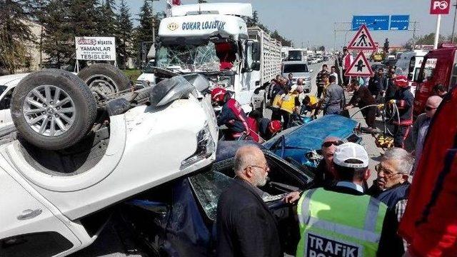 D-100 Karayolu’nda Can Pazarı: 1 Ölü, 4 Yaralı