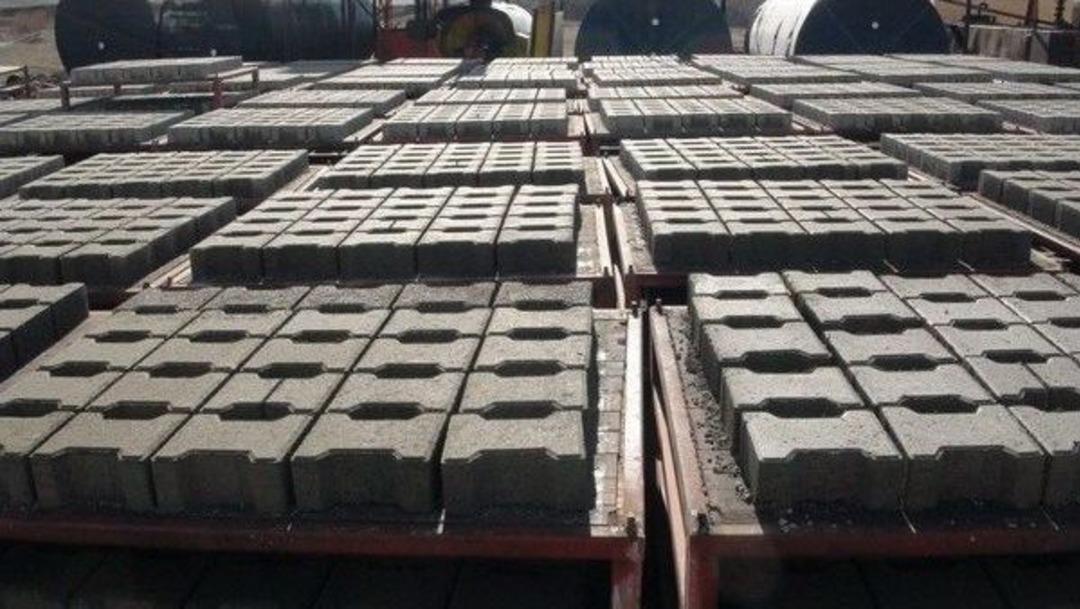 Kars Belediyesi Kilit Parke Taş Şantiyesi &Uuml;retime Başladı