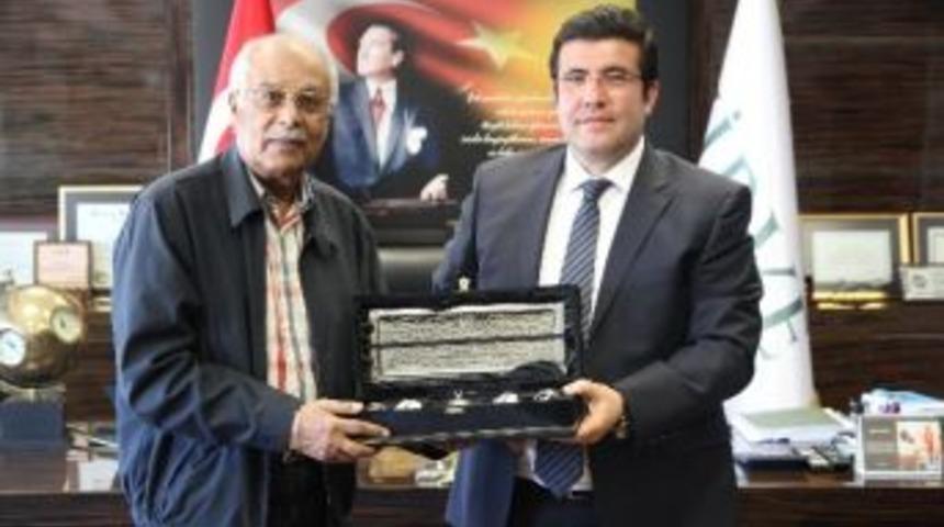 Hindistan Eski Büyükelçisinden Zirve’ye Ziyaret