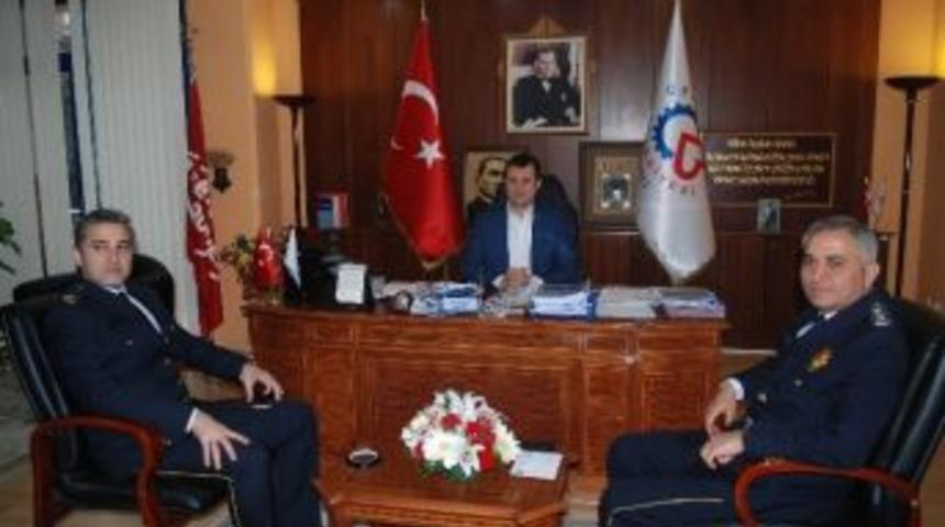 S&uuml;r&uuml;c&uuml;ler Dikkat, Tedes Yolda