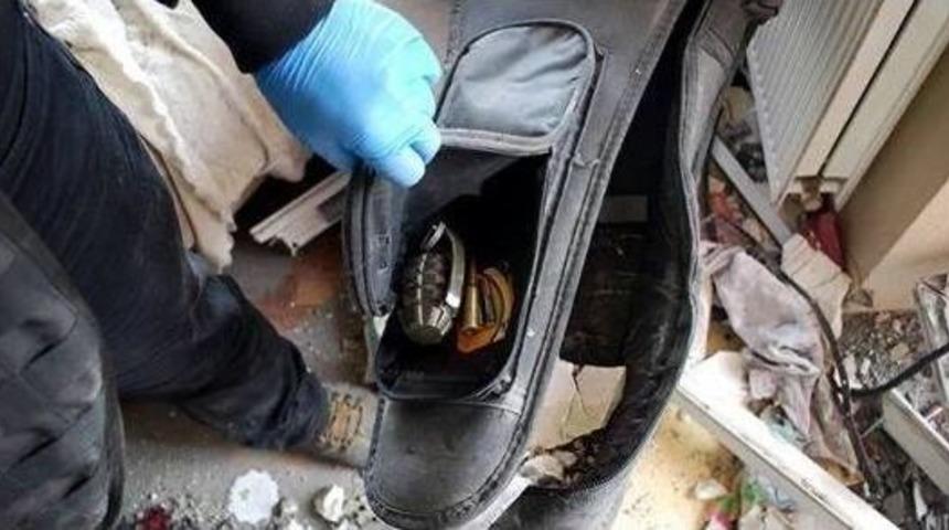 Gitar &Ccedil;antası İ&ccedil;erisinde Bomba Ele Ge&ccedil;irildi