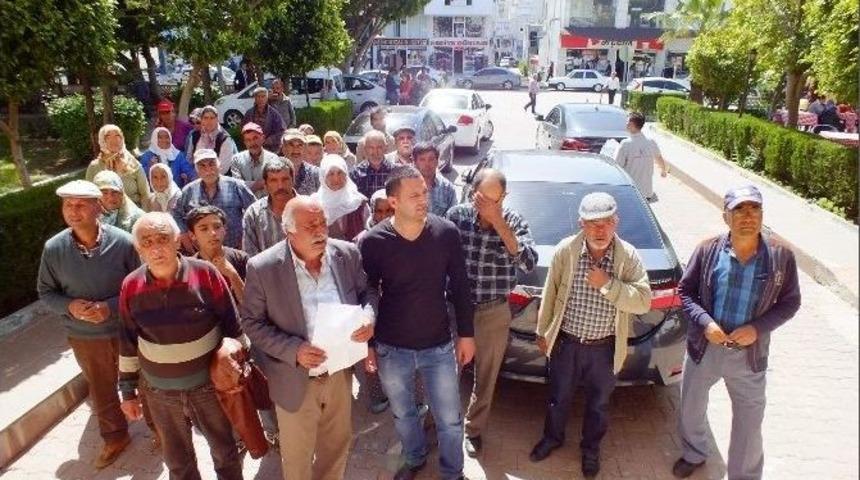 Mahallelilerin &ldquo;sarı Alan&rdquo; M&uuml;cadelesi Devam Ediyor