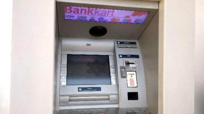 Salihli&rsquo;de Atm&rsquo;ye "kameralı" Tuzak