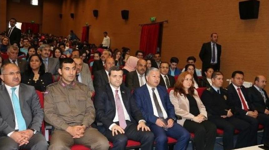 Kazan&rsquo;da Ahmed Yesevi Konferansı D&uuml;zenlendi