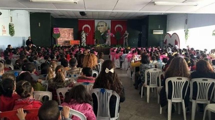 Ko&ccedil;arlı&rsquo;da &Ouml;ğrenciler Tiyatroya Doydu