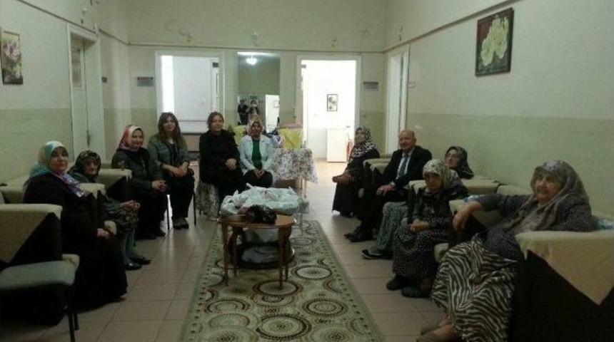 &ldquo;yaşlılarımız Bizim Bir G&uuml;n&uuml;m&uuml;ze Değil Her G&uuml;n&uuml;m&uuml;ze Işık Tutar&rdquo; Temalı Ziyaret