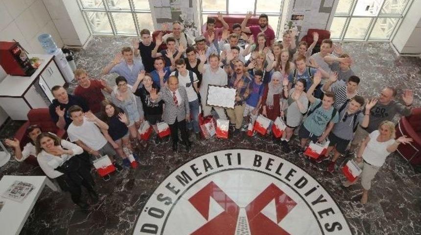 Başkan Gen&ccedil;, Ab Erasmus &Ouml;ğrencilerini Ağırladı