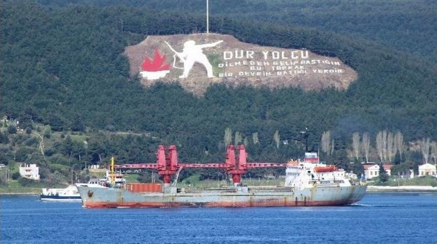 Rus Askeri Kargo Gemisi &Ccedil;anakkale Boğazından Ge&ccedil;ti