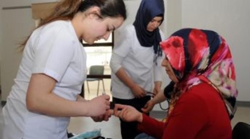 Mamaklı &Ouml;ğrenciler Hem Anlattı Hem De Uyguladı