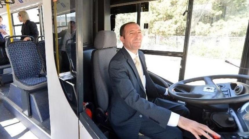 Kızılay&rsquo;daki Saldırıda Yaralanan Otob&uuml;s Şof&ouml;r&uuml; G&ouml;revine Başladı