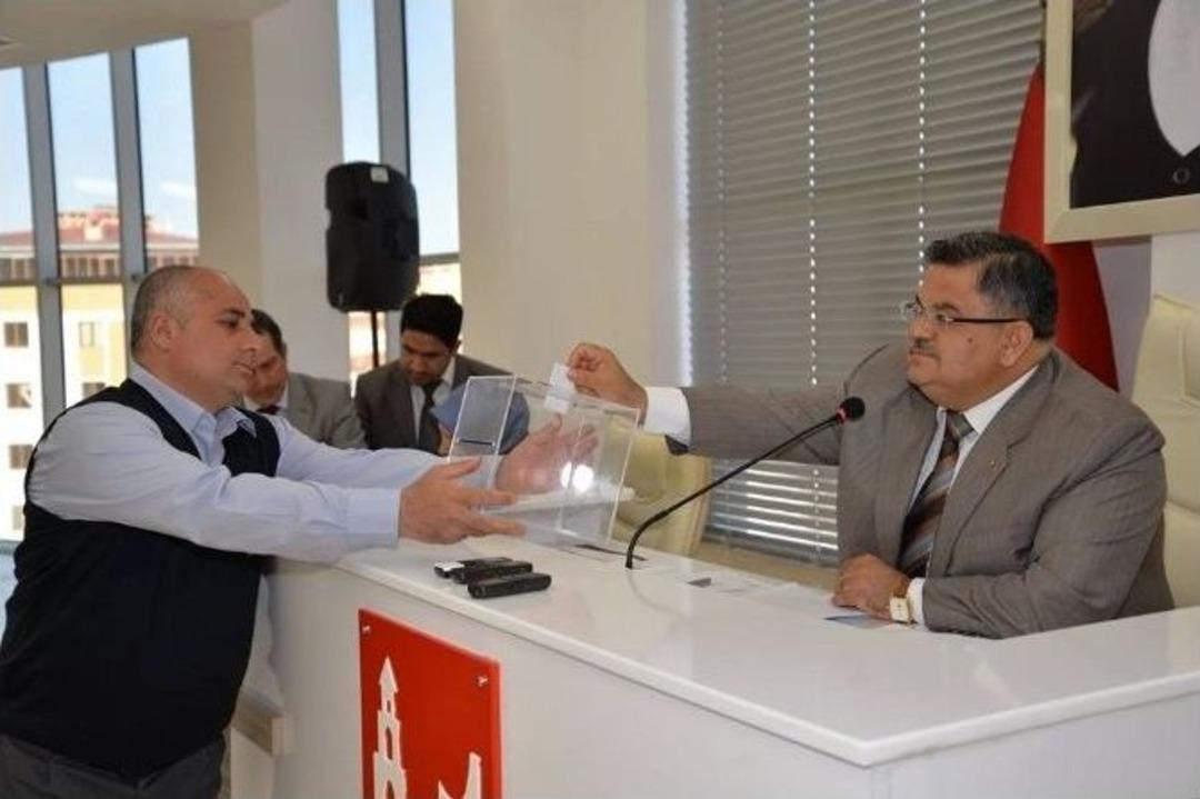 Bilecik Belediyesi Nisan Ayı Meclis Toplantısı Se&ccedil;imlere Sahne Oldu