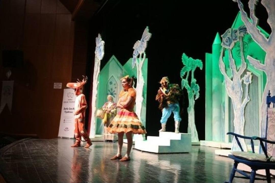 &lsquo;karlar &Uuml;lkesi&rsquo; &Ccedil;ocuklardan Yoğun İlgi G&ouml;rd&uuml;