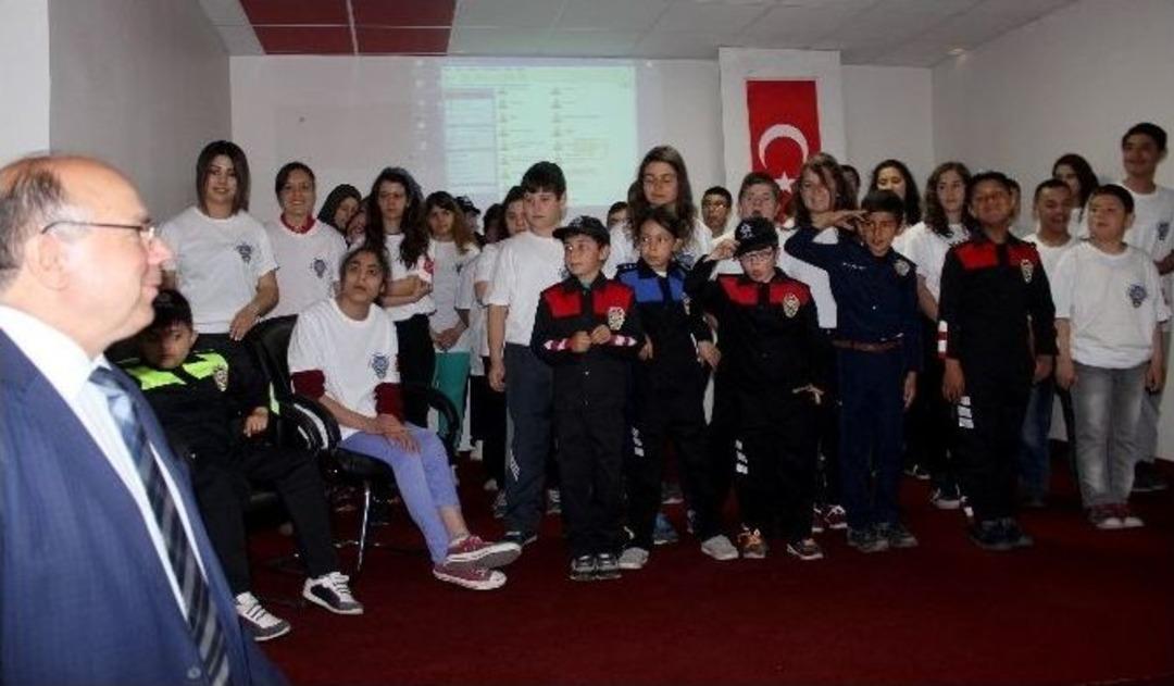 Polis Haftası Kutlamaları Başladı