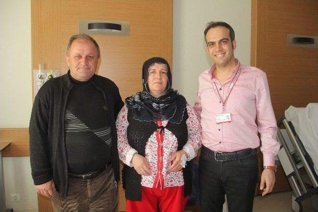 10 Yıldır Ağrı &Ccedil;ektiği Kistten Kurtuldu 1