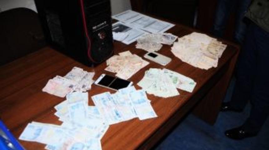 Yasa Dışı Bahis Operasyonunda 25 Bin Lira Ele Ge&ccedil;irildi