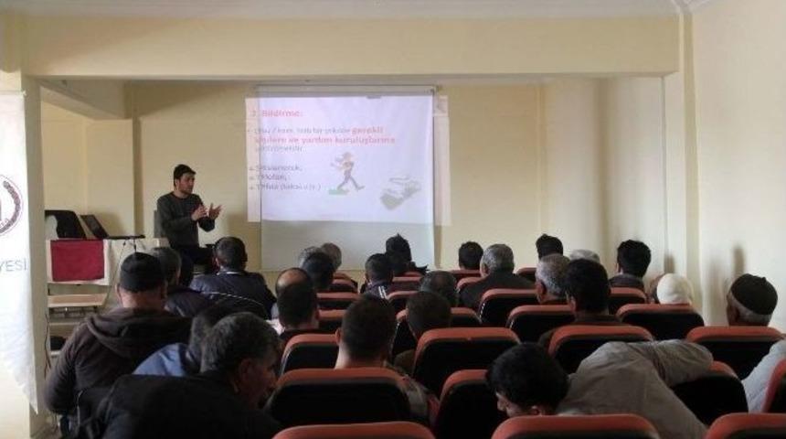 Belediye Personeline İlk Yardım Semineri