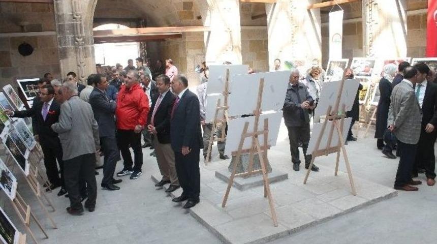 Niğde&rsquo;de Tarım Ve İnsan Konulu Fotoğraf Sergisi A&ccedil;ıldı