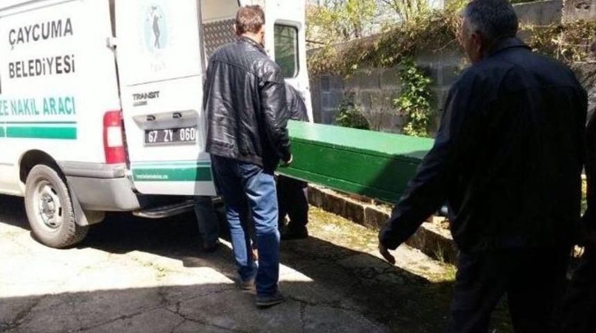 Camdan D&uuml;şen Kadın Hayatını Kaybetti