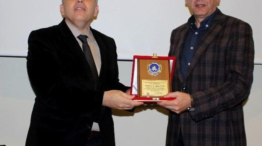 Modern Tarih&ccedil;iliğin &Ouml;nc&uuml;s&uuml; K&ouml;pr&uuml;l&uuml; Anıldı