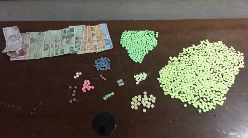 Ankara&rsquo;da 20 Bin Liralık Uyuşturucu Ele Ge&ccedil;irildi