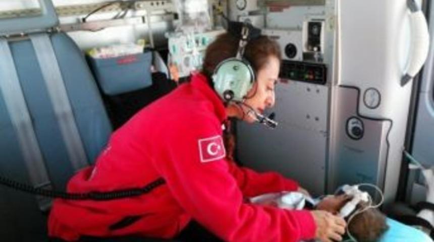 Ambulans Helikopter 11 Aylık Bebek İ&ccedil;in Havalandı