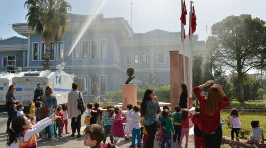 Konyaaltı Kreşi, Polis Teşkilatını Ziyaret Etti
