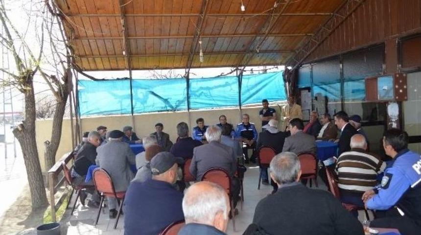 Ge&ccedil;it Beldesinde Huzur Toplantısı Yapıldı