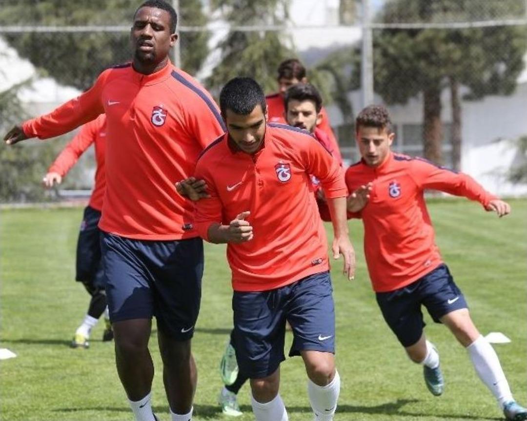 Trabzonspor Tam Kadro Hazırlıklarını S&uuml;rd&uuml;rd&uuml;