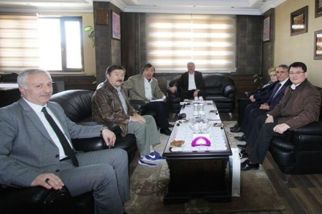 Kazakistan Heyetinden Başkan Memiş&rsquo;e Ziyaret