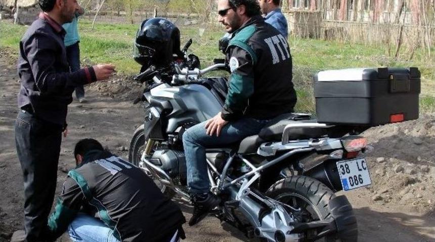 Narkotim Ekiplerinden Uyuşturucu Denetimi