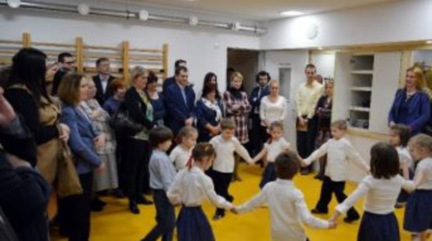 Macaristan’da Anaokulunun Spor Salonu Yenilendi